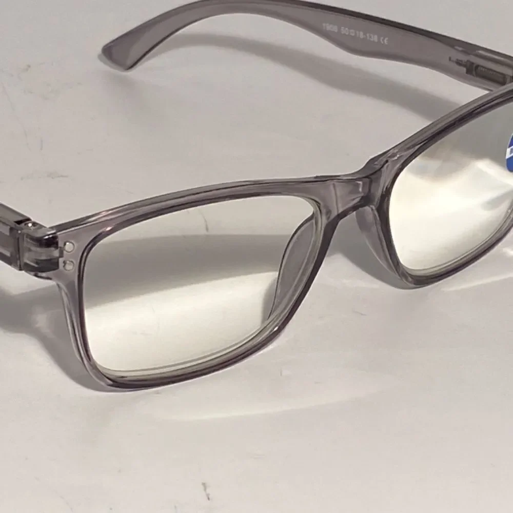 1434 Helen 3.5 Reading Glasses Thin Rectanle Bluelight Filter Gray Frames NWT